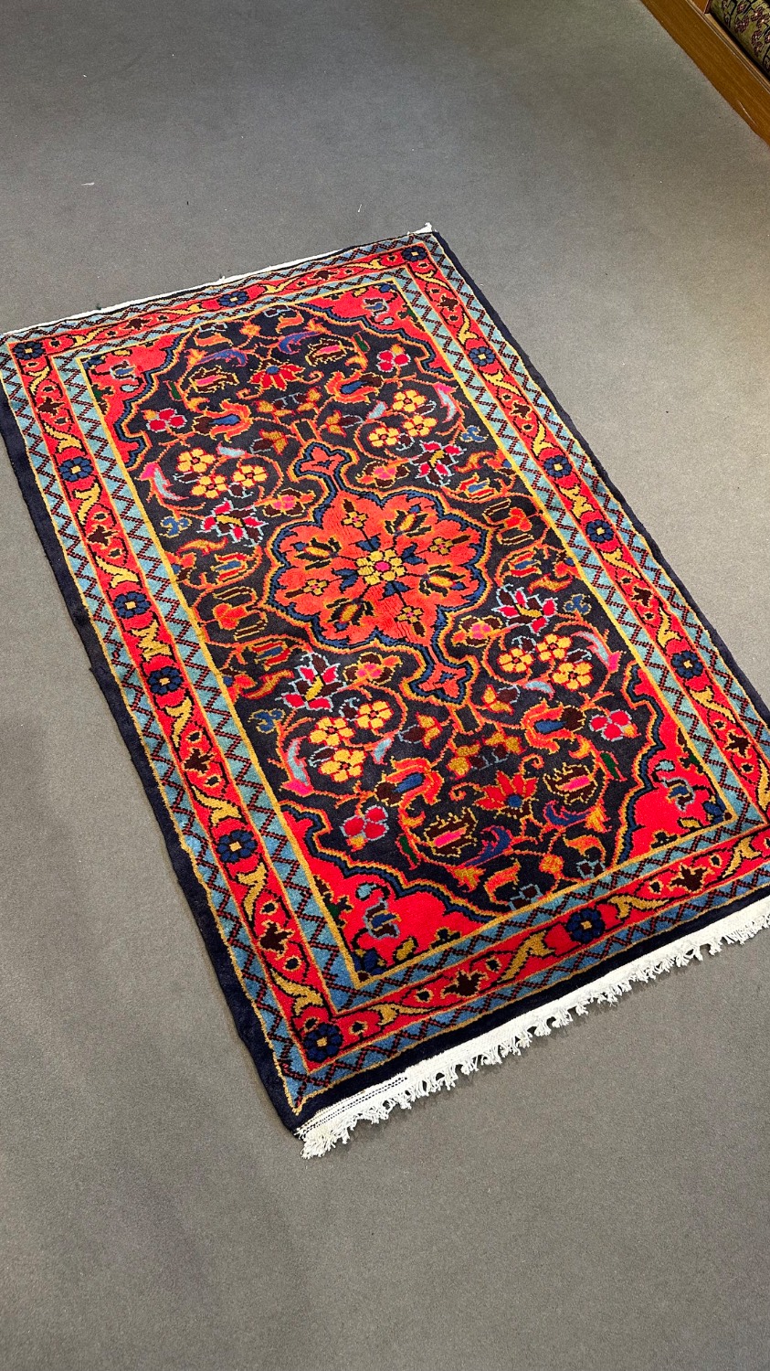 IMG_3794 قالیچه میرزاوره ملایر کد1057 - Image 1